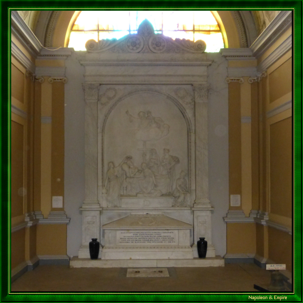 Tombe de Lucien Bonaparte